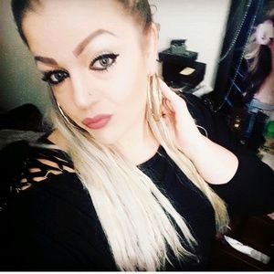 Meet your Posher, Linsie